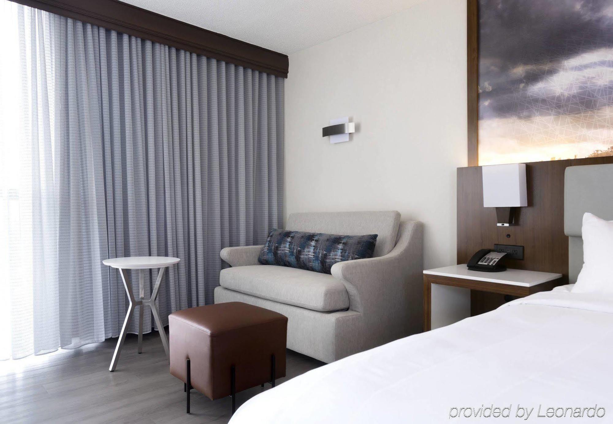 Greensboro-High Point Marriott Airport Exterior foto